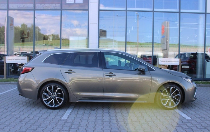 Toyota Corolla cena 112900 przebieg: 113819, rok produkcji 2021 z Biała małe 781